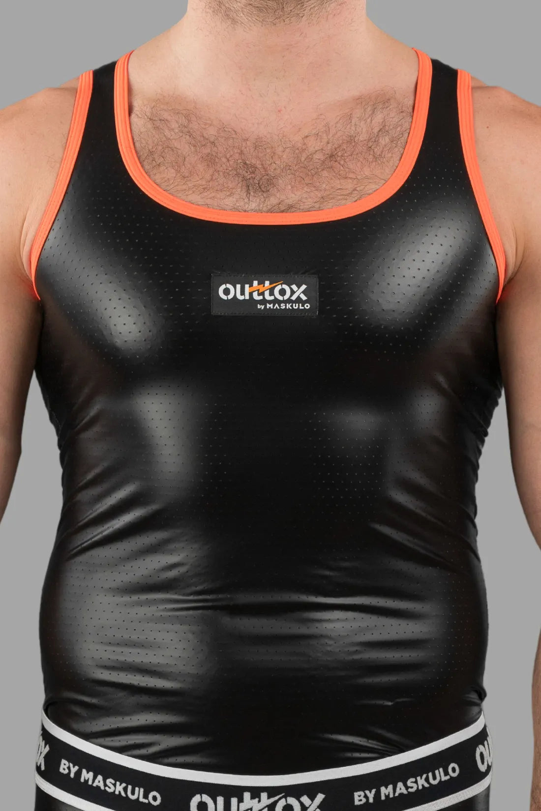 Outtox. Camiseta sin mangas. Negro+Naranja &