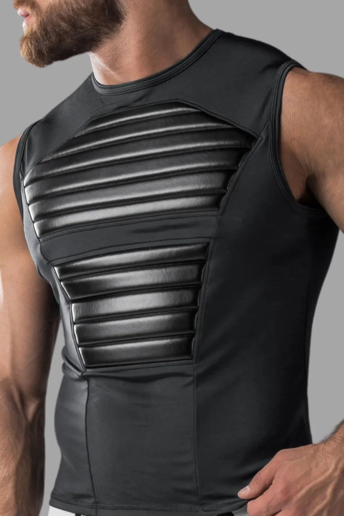 Armored. Tanktop für Herren. Spandex. Vorderpolster. Schwarz