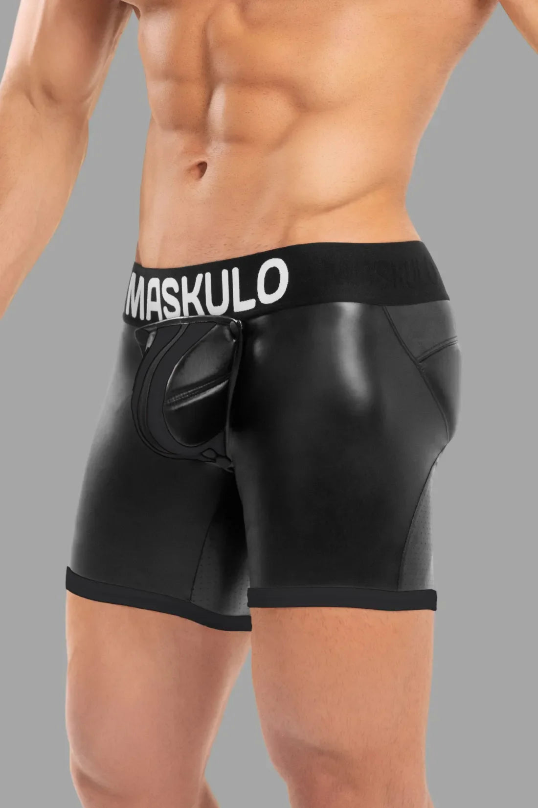 Basic Shorts mit Polstern. Reißverschluss hinten. Schwarz