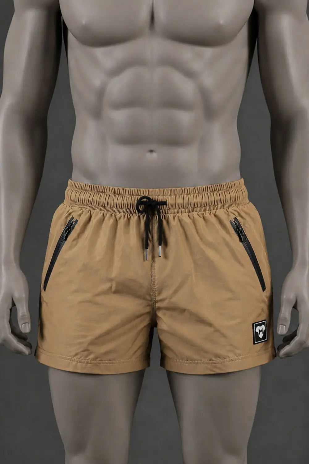 Jedd Synther Weiche Shorts mit Reißverschlusstaschen. Khaki