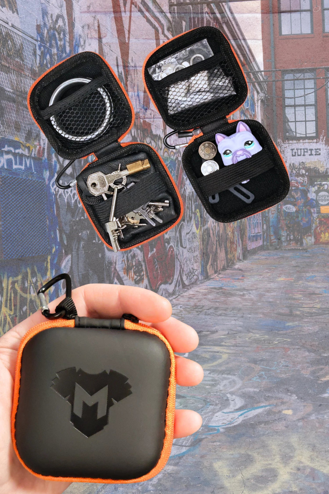 Jax Wanderlust. Mini Zip - Case with Carabiner. Black + Orange - Maskulo - MCS104 - YX - Maskulo Global (EU) Store